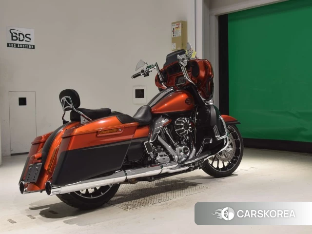 Проданный Harley-Davidson Street Glide FLHXSE1920 CVO 2018 из Японии, фото 2