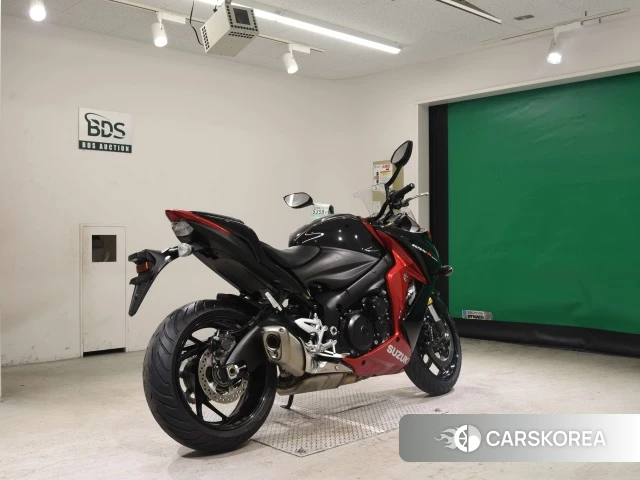 Проданный Suzuki GSX-S1000F 2015 из Японии, фото 2