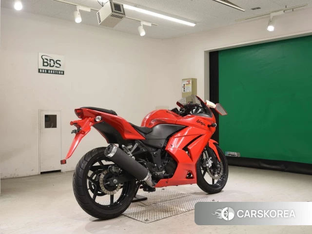 Проданный Kawasaki NINJA 250R 2012 из Японии, фото 2