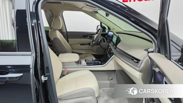 Kia Carnival 4th generation id 4670641 из Кореи 18