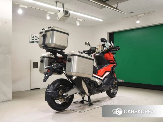 Проданный Honda X-ADV 750 2017 из Японии, фото 2