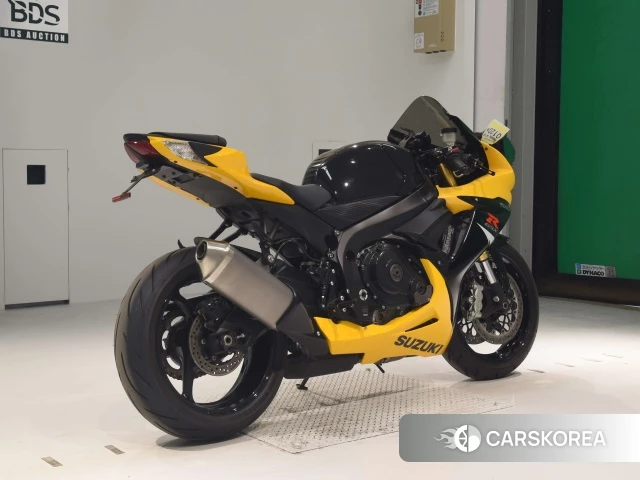Проданный Suzuki GSX-R750 2018 из Японии, фото 2