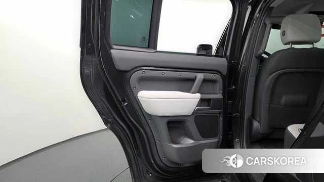Land Rover Defender (L663) id 4644862 из Кореи 18