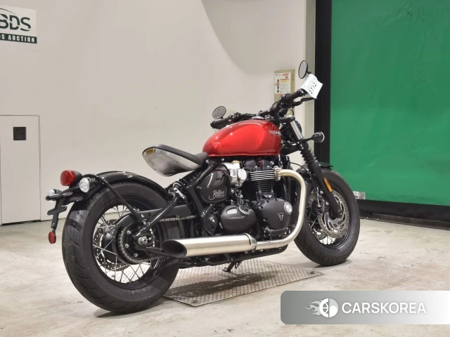 Проданный Triumph BONNEVILLE BOBBER 2023 из Японии