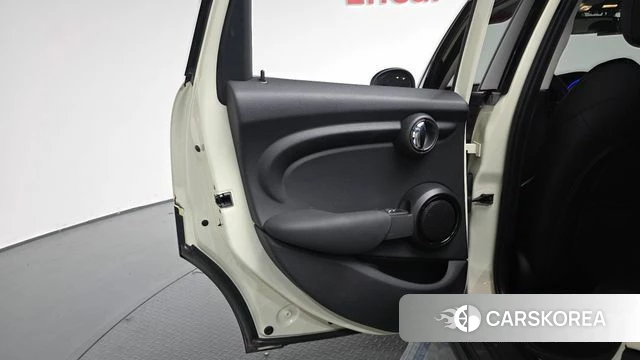 Mini Cooper id 4794425 из Кореи 18