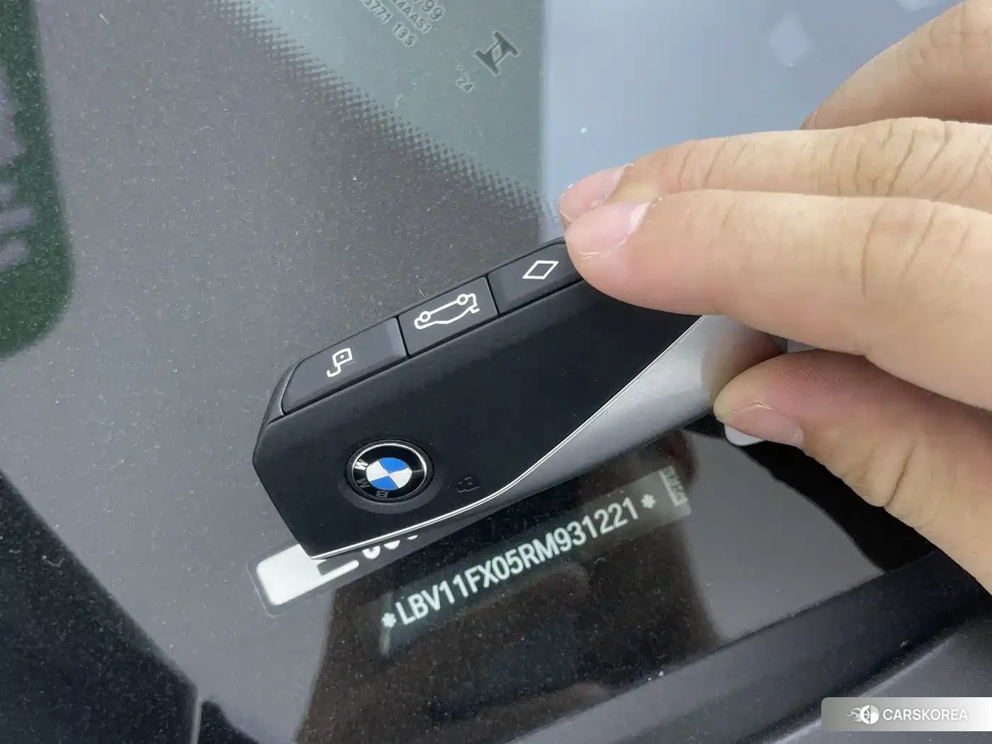 BMW X1 id 4685935 из Китая 18