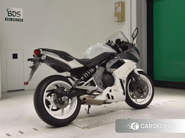 Проданный Kawasaki NINJA 400R 2010 из Японии, фото 2
