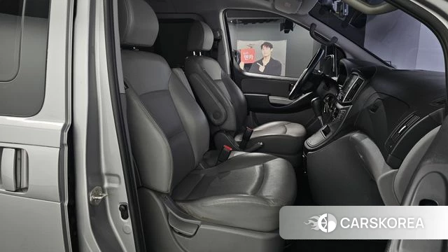 Hyundai The New Grand Starex id 4658189 из Кореи 18