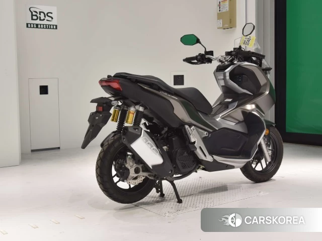 Проданный Honda ADV150 id 4177192 из Японии