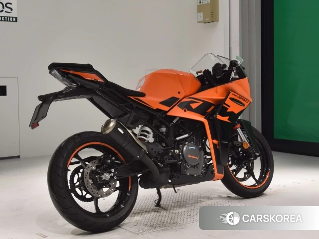 Проданный KTM RC 390 2022 из Японии, фото 2