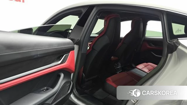 Porsche Taycan id 4223034 из Кореи 18