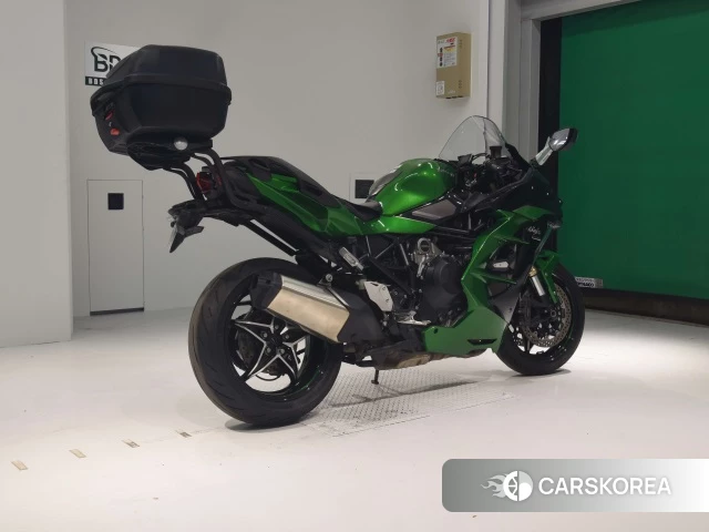 Проданный Kawasaki NINJA H2 SX SE 2018 из Японии, фото 2