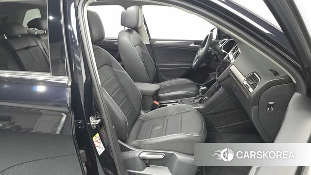 Volkswagen Tiguan Allspace id 4618057 из Кореи 18