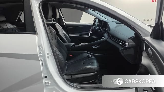 Hyundai Avante Hybrid (CN7) id 4630975 из Кореи 18