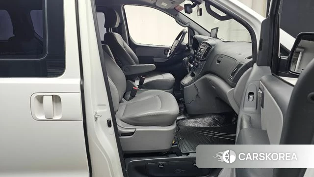 Hyundai The New Grand Starex id 4865043 из Кореи 18