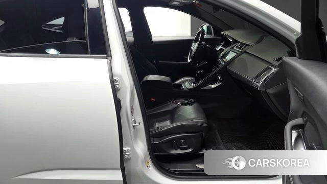 Jaguar E-PACE id 4626309 из Кореи 18