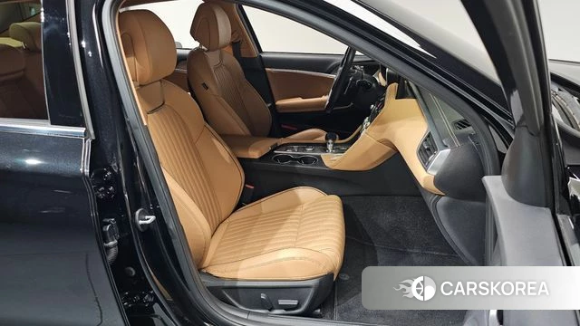 Genesis The New G70 id 4429275 из Кореи 18