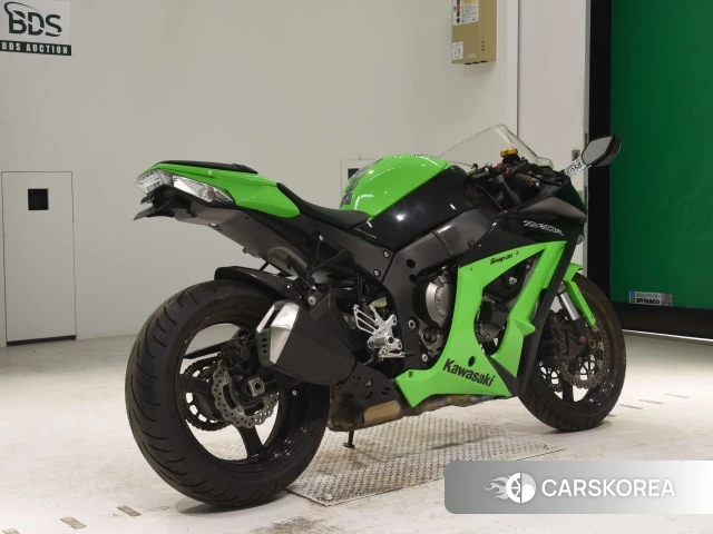 Проданный Kawasaki ZX-10R NINJA ABS 2012 из Японии, фото 2