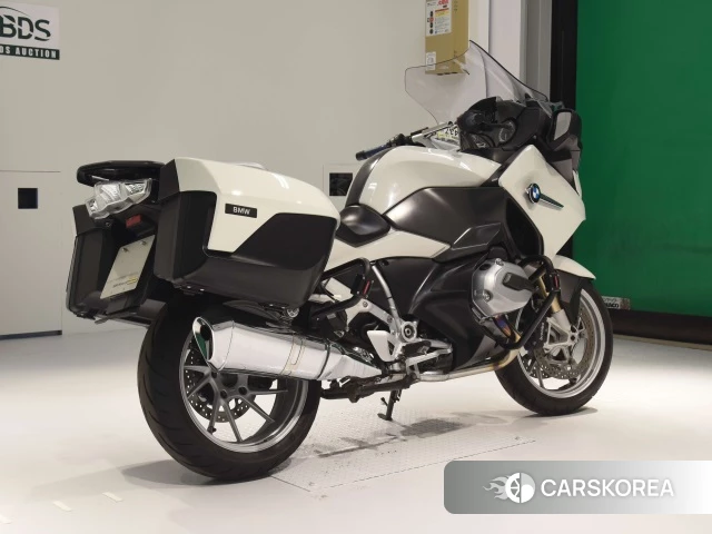 Проданный BMW R1200RT 2018 из Японии, фото 2