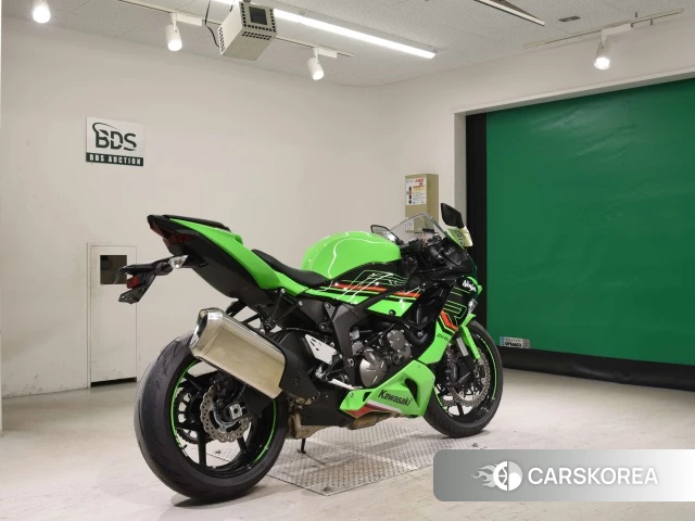Проданный Kawasaki ZX-6R NINJA ABS 2022 из Японии, фото 2