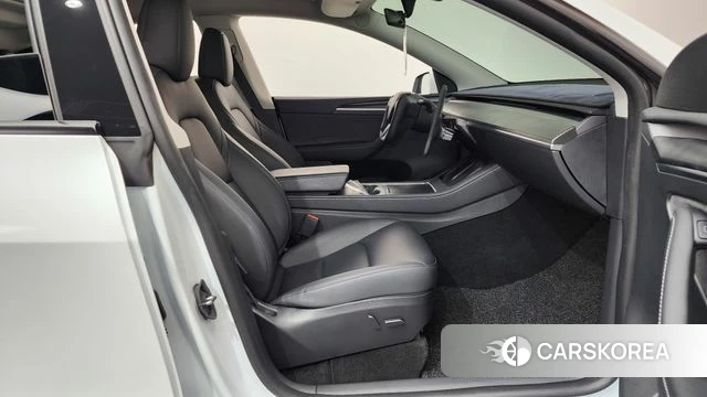 Tesla Model Y id 4783363 из Кореи 18