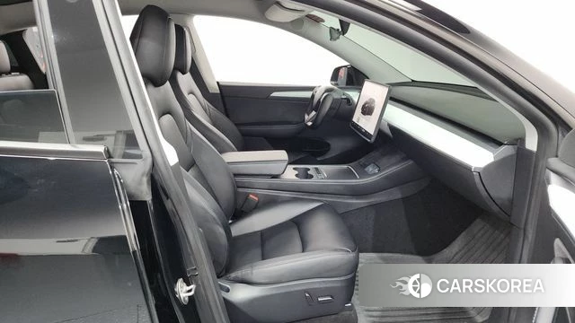 Tesla Model Y id 4571777 из Кореи 18