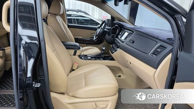 Kia The New Carnival id 4698528 из Кореи 18