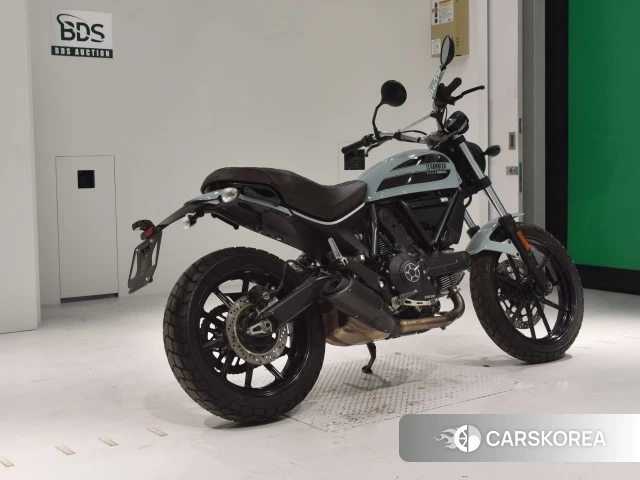 Проданный Ducati SCRAMBLER SIXTY2 2016 из Японии, фото 2