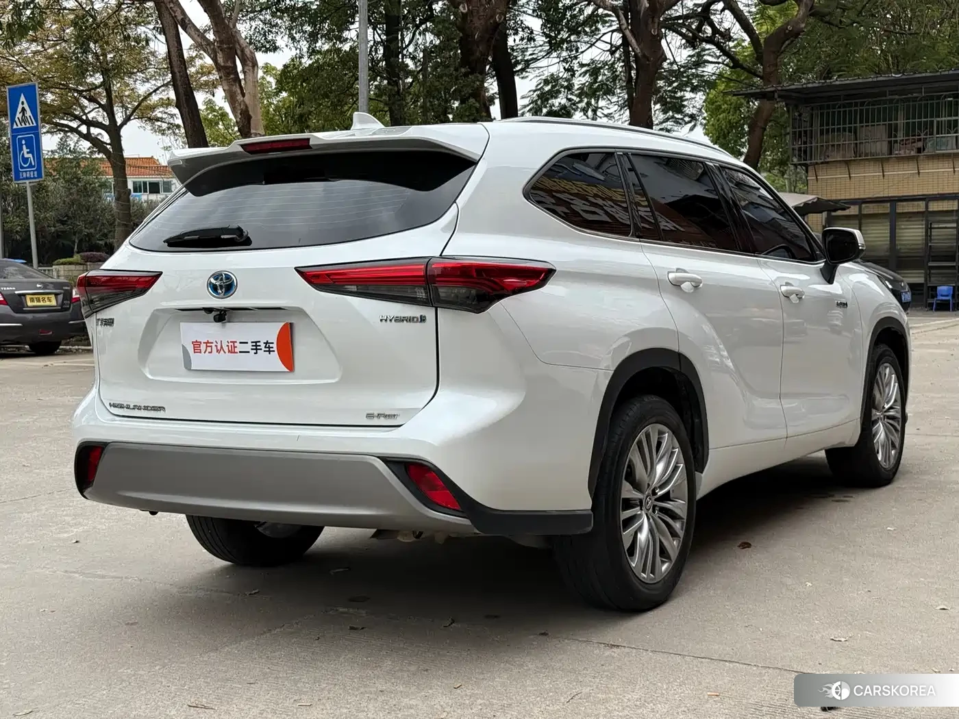 Toyota Highlander id 4629691 из Китая 18