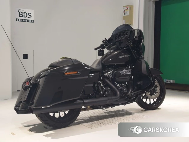 Проданный Harley-Davidson Street Glide FLHXS1870 2019 из Японии, фото 2