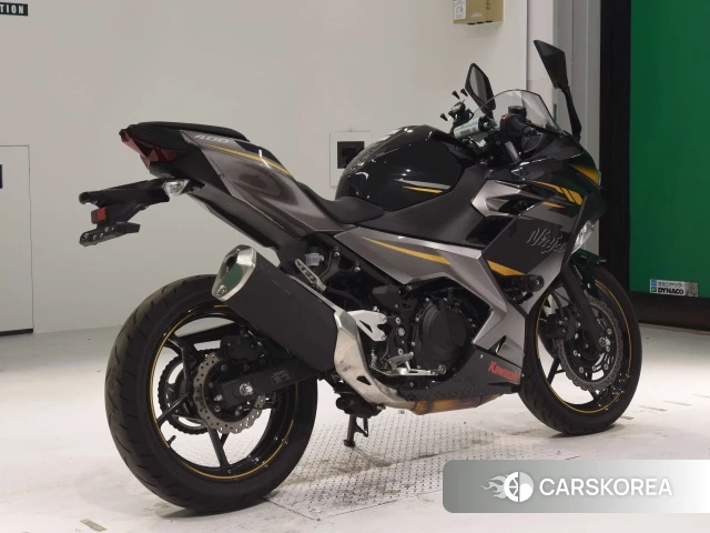 Проданный Kawasaki NINJA 400 2022 из Японии, фото 2