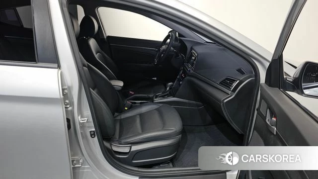 Hyundai Avante AD id 4563410 из Кореи 18
