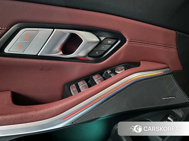 BMW 3 series id 4274642 из Китая 18