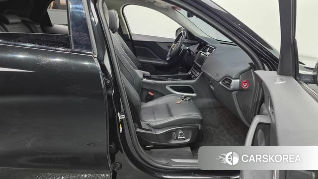Jaguar F-PACE id 4350669 из Кореи 18