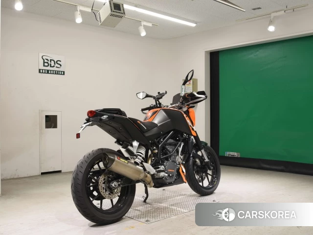 Проданный KTM 125 DUKE 2014 из Японии, фото 2