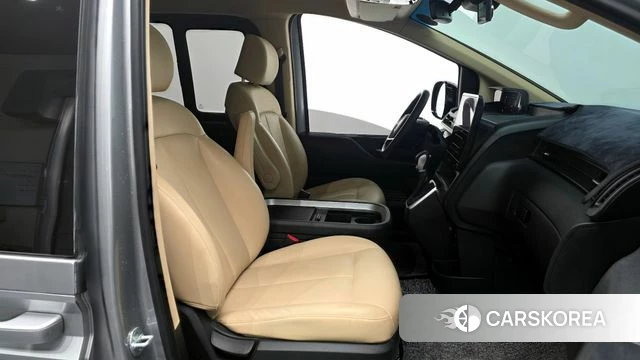 Hyundai Staria id 4281461 из Кореи 18