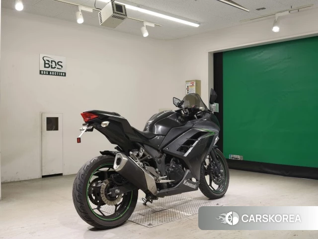 Проданный Kawasaki NINJA 250 2016 из Японии, фото 2