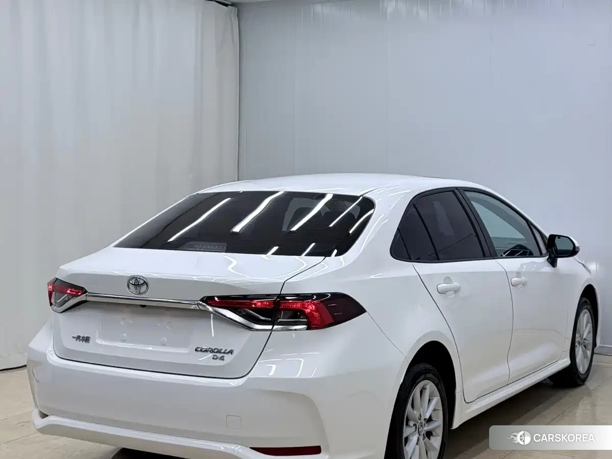 Toyota Corolla id 4565301 из Китая 18