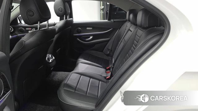 Mercedes-Benz E-Class W213 id 4536858 из Кореи 18