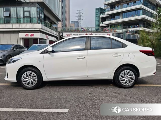 Toyota Vios id 4314301 из Китая 18