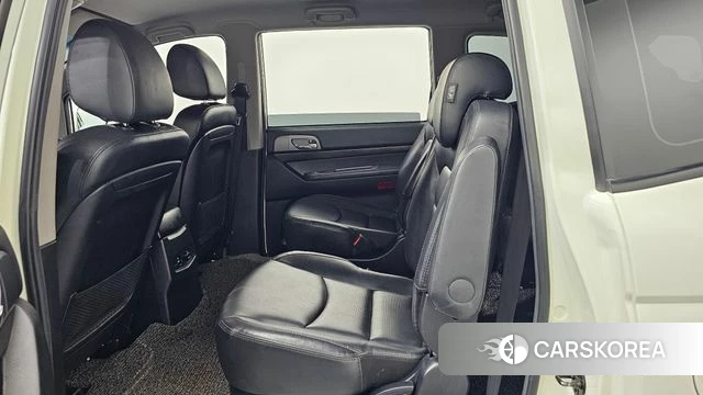 Ssangyong Korando Turismo id 4508200 из Кореи 18