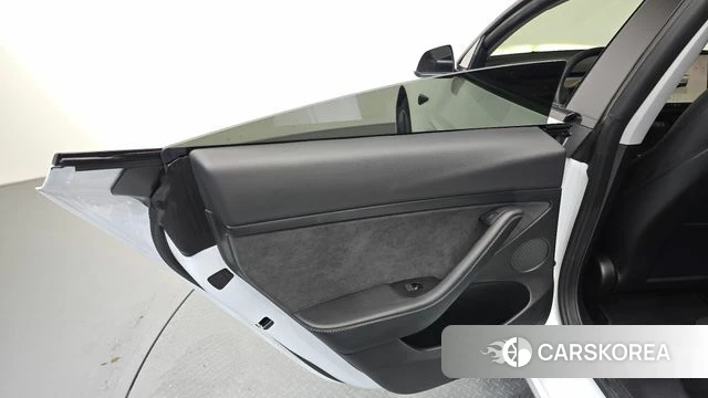 Tesla Model 3 id 4753802 из Кореи 18