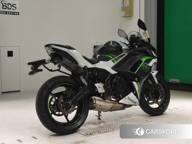 Проданный Kawasaki NINJA 650 ABS 2022 из Японии, фото 2