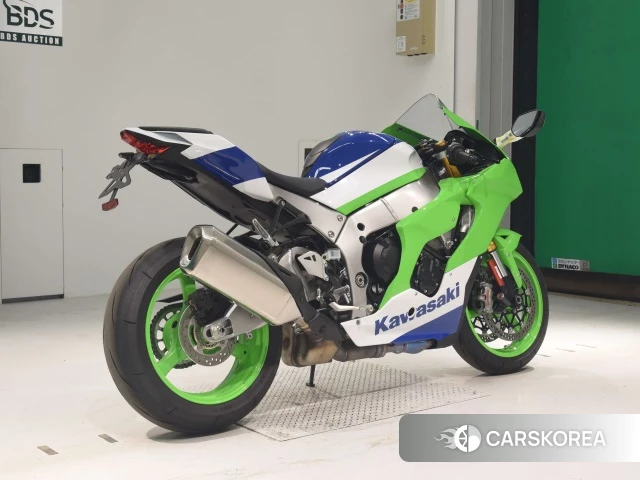 Проданный Kawasaki ZX-10R NINJA ABS 2024 из Японии, фото 2