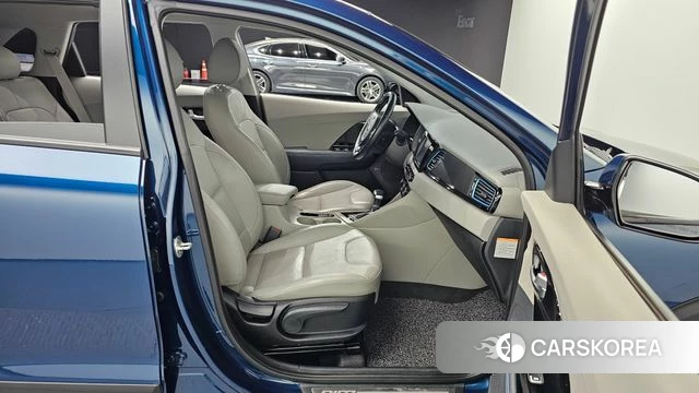 Kia Niro id 4246299 из Кореи 18
