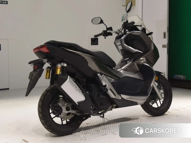 Проданный Honda ADV150 2019 из Японии, фото 2