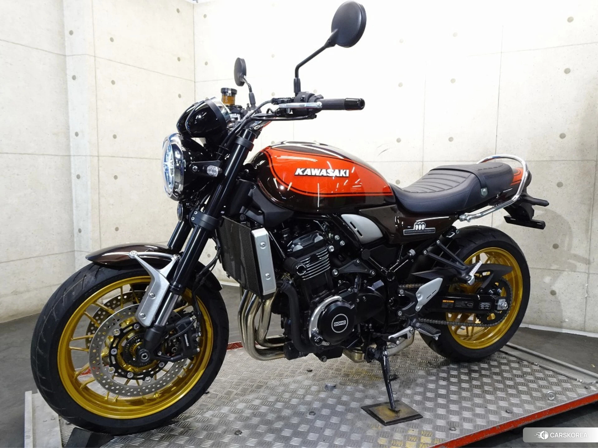 Kawasaki Z900RS id 3950488 из Японии 18