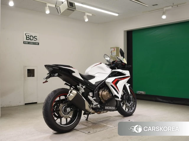 Проданный Honda CBR400R 2021 из Японии, фото 2