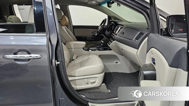 Kia The New Carnival id 4331511 из Кореи 18
