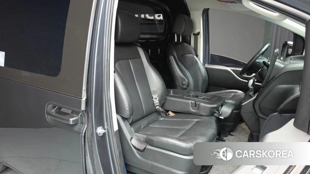 Hyundai Staria id 4774315 из Кореи 18